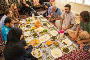 اداب غذاخوری